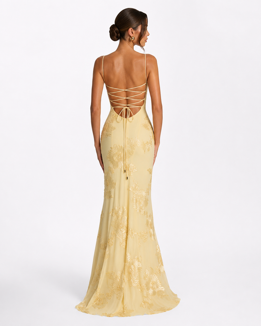 Vestido de Malla con Corsé Pétalo de la Brisa