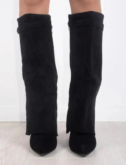 Botas Altas con Hebilla Dorada