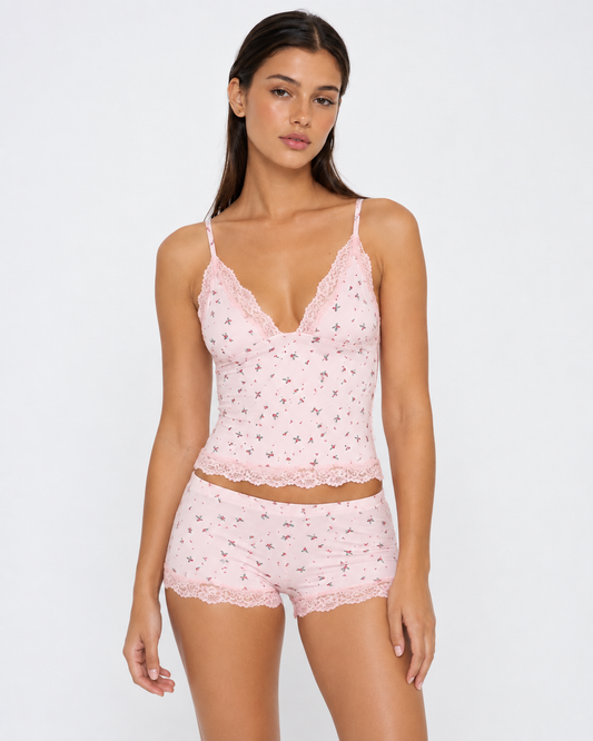 Pijama Floral Rosa con Encaje
