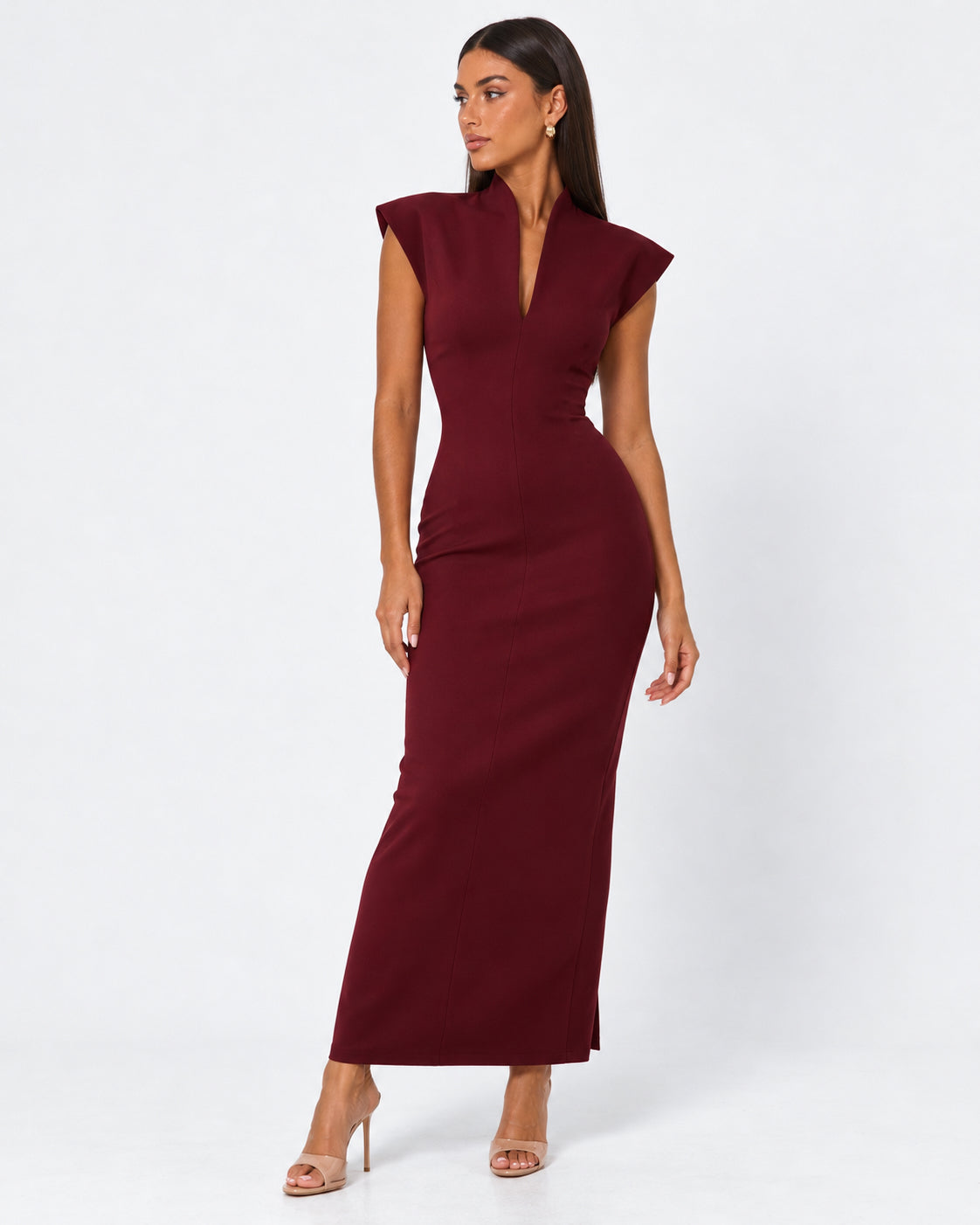 Vestido Largo con Hombros Estructurados y Escote en V