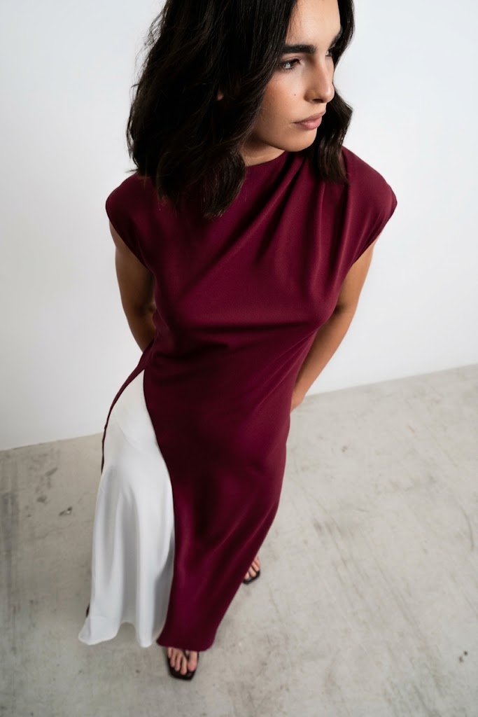Vestido midi combinado